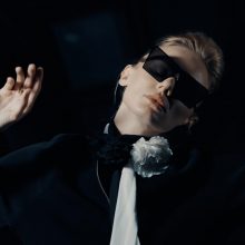 YOU NIDA 4k.mp4.00_00_03_16.Still002